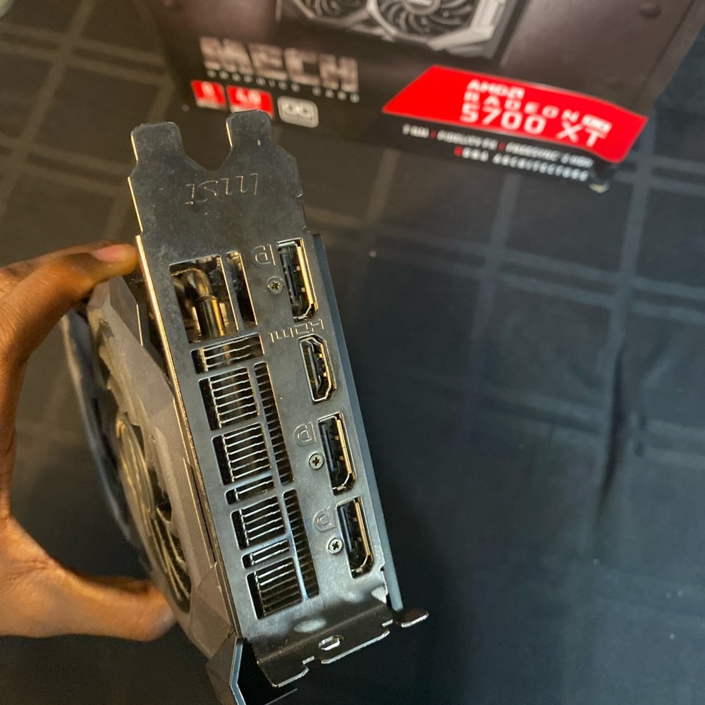 AMD MSI RADEON RX 5700XT - Picture 4 of 6
